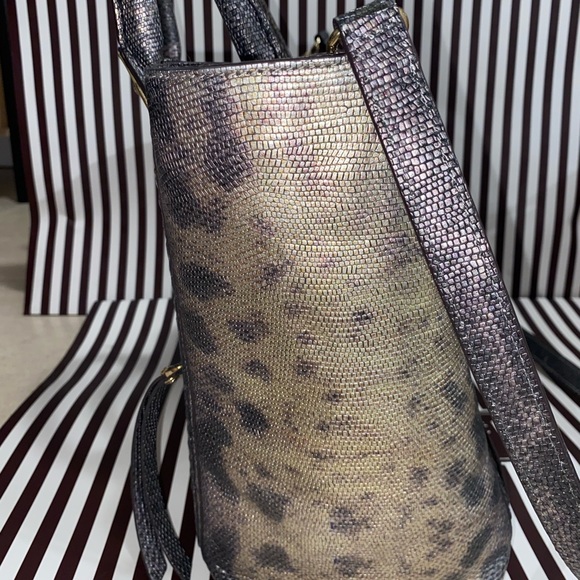 Henri Bendel A-list Satchel - Picture 5 of 8